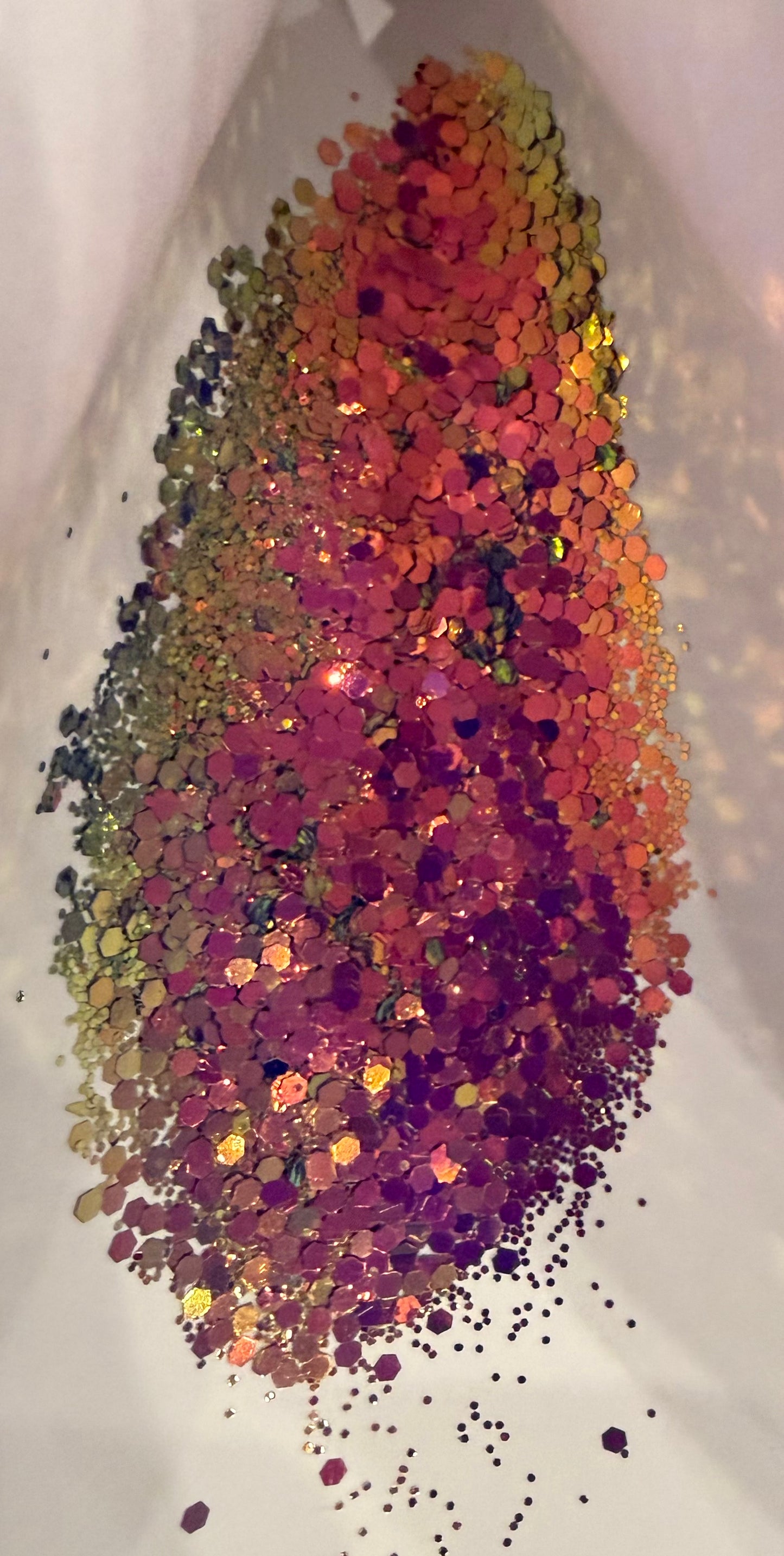 DATELINE DIVA GLITTER